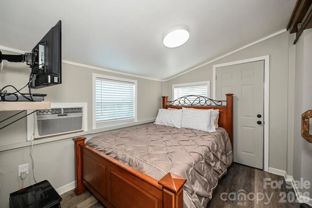125 Hollywood Trail Mount Gilead, NC 27306