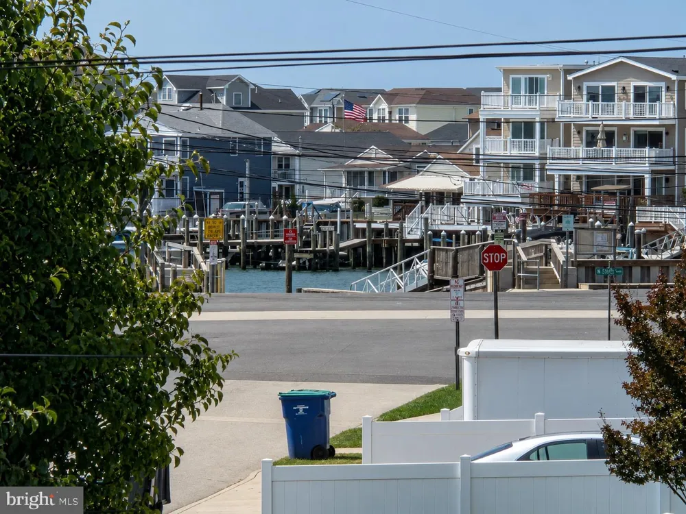 141 5TH STREET S #2 Brigantine, NJ 08203