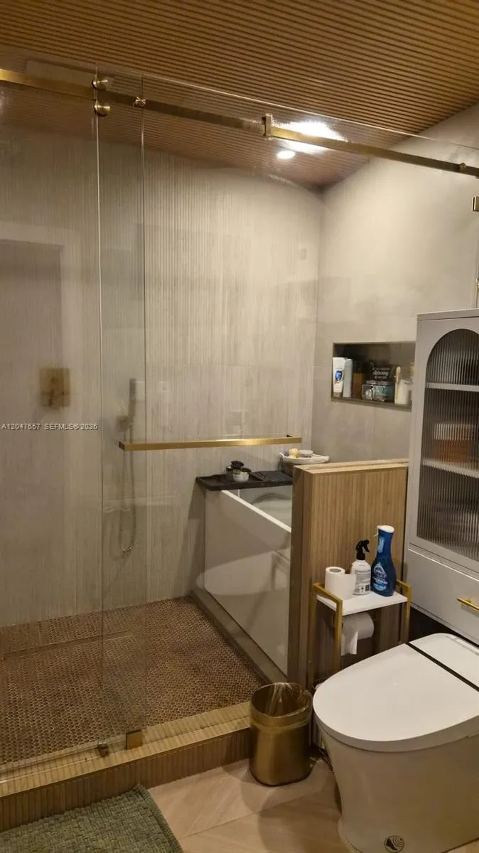 7190 W 17th Ct Hialeah, FL 33014
