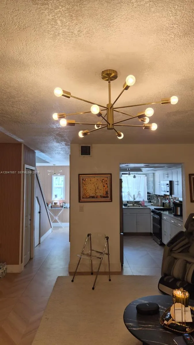7190 W 17th Ct Hialeah, FL 33014