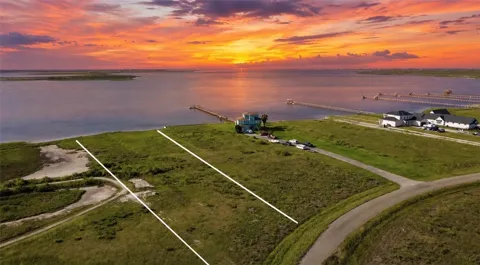103 Dockside Drive