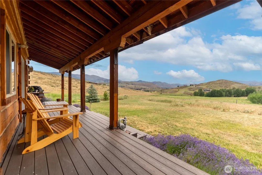 135 Hamilton Ranch Loop Winthrop, WA 98862