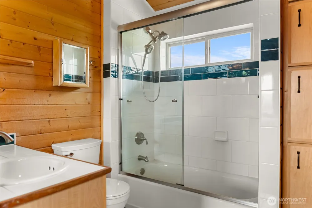 135 Hamilton Ranch Loop Winthrop, WA 98862