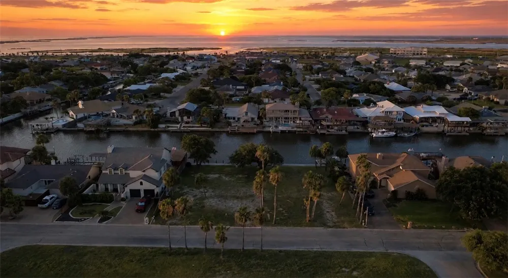 14006 Cabana Street Corpus Christi, TX 78418