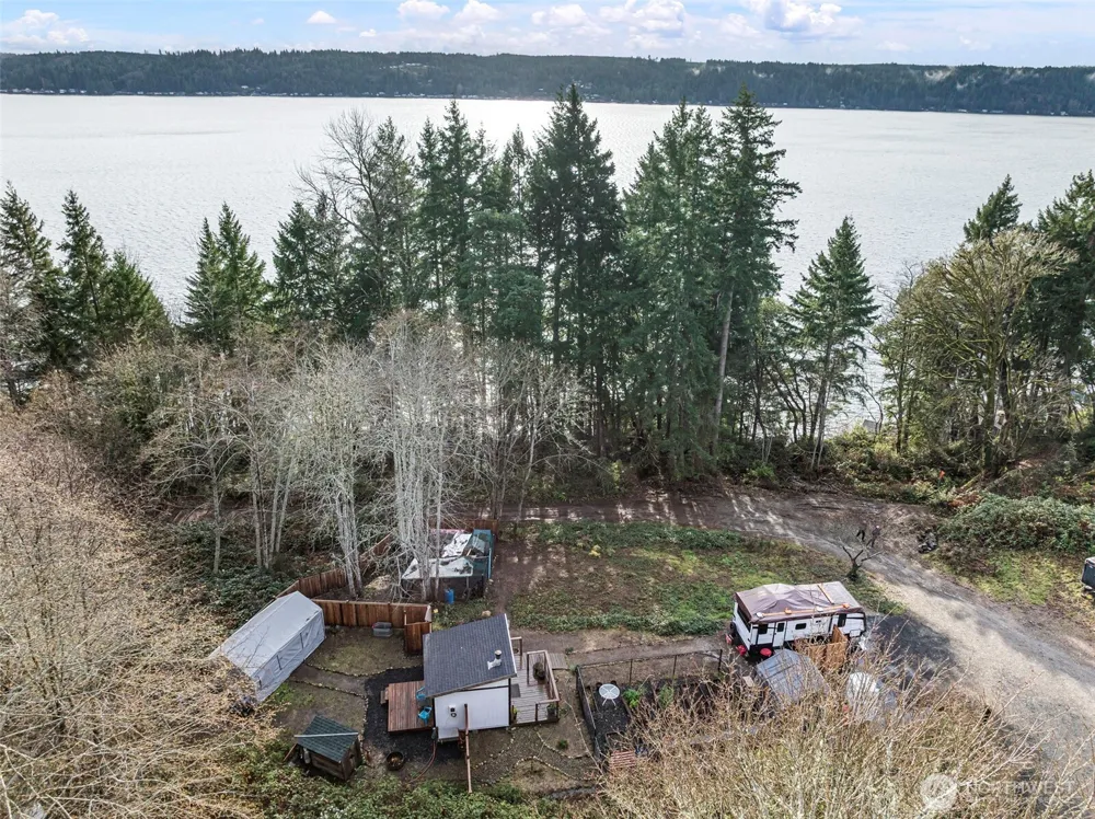7364 NE North Shore Road Belfair, WA 98528
