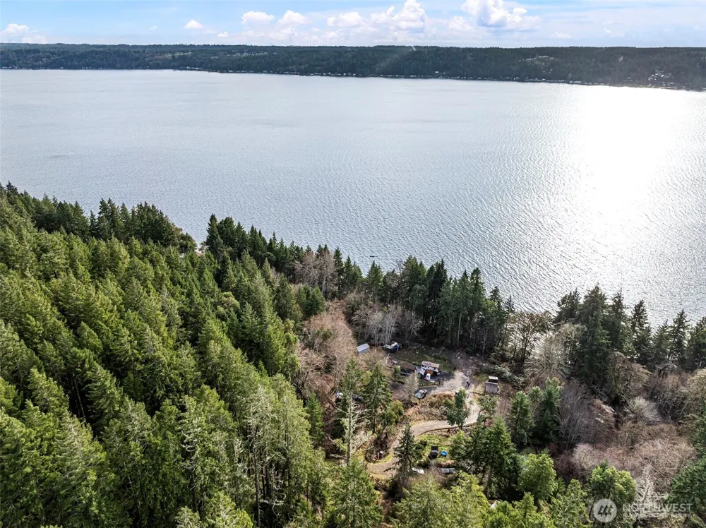 7364 NE North Shore Road Belfair, WA 98528