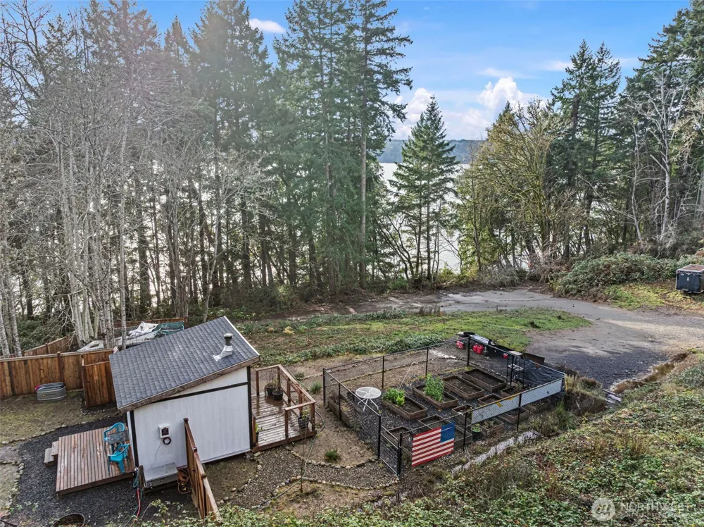 7364 NE North Shore Road Belfair, WA 98528