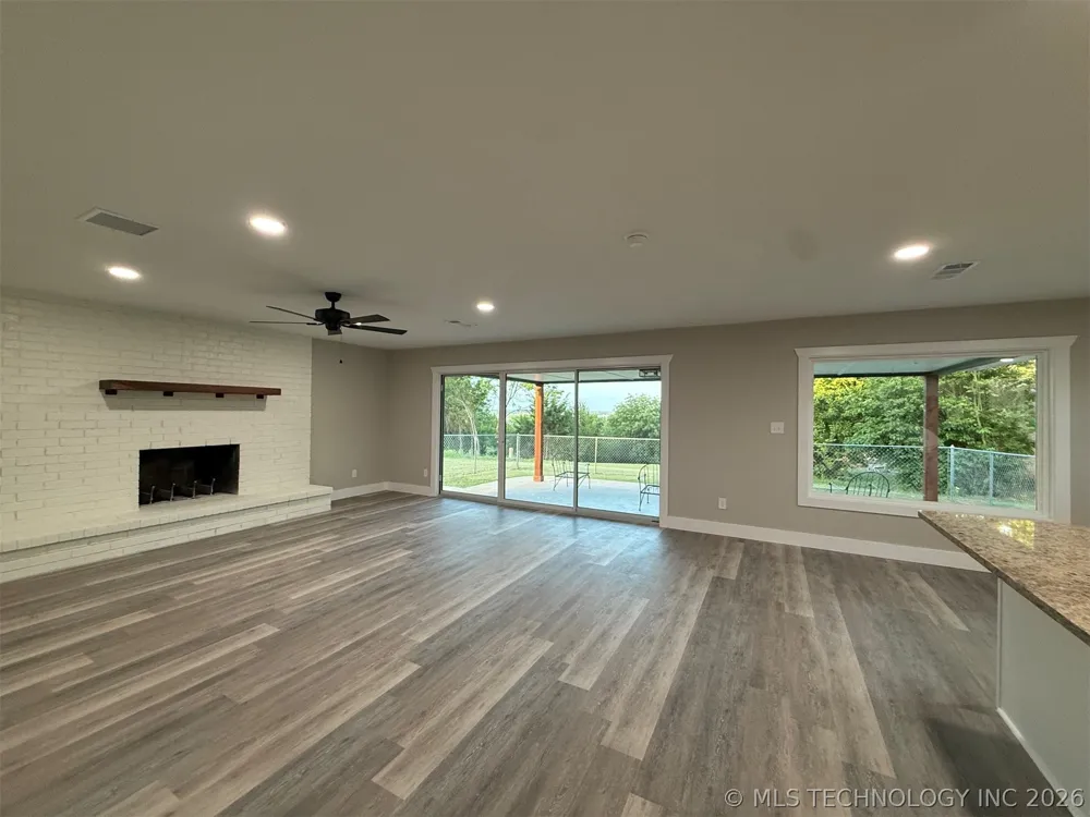 6976 Lakeside Circle Kingston, OK 73439