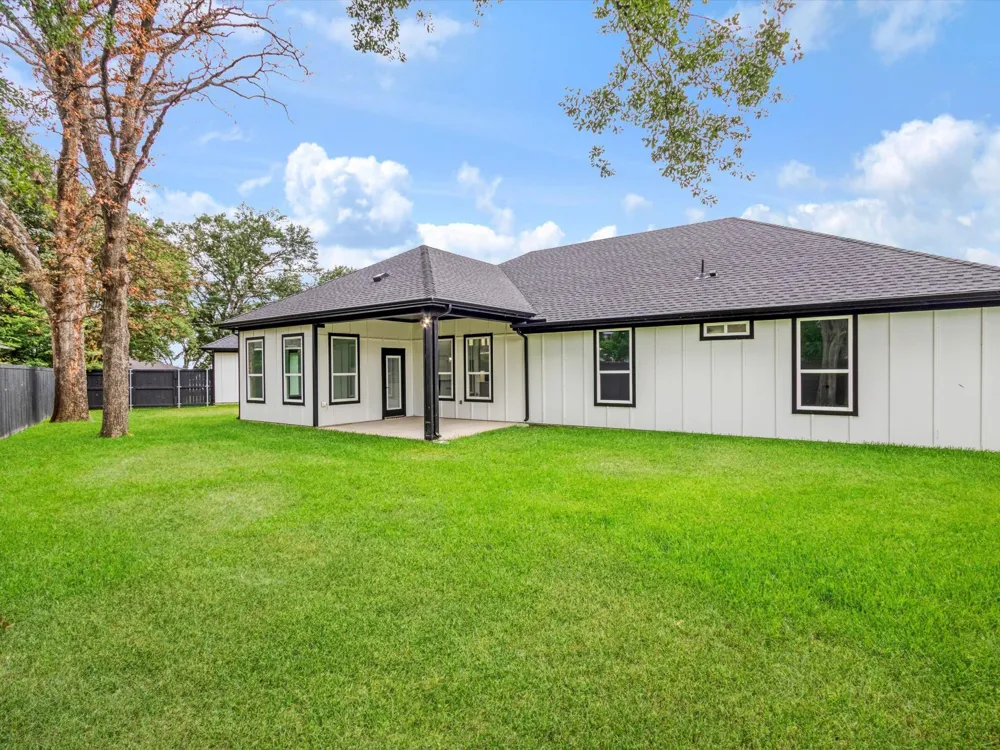 18508 Hickory Circle Kemp, TX 75143