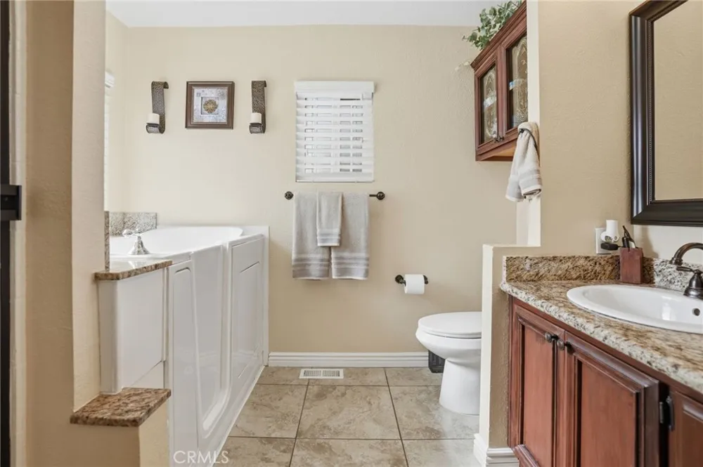 1481 Martinique Drive Hemet, CA 92543