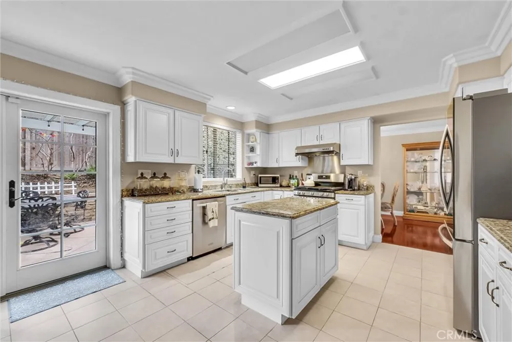 4149 Thatchbury Court Chino Hills, CA 91709