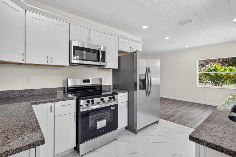 426 19th Street Fort Pierce, FL 34950