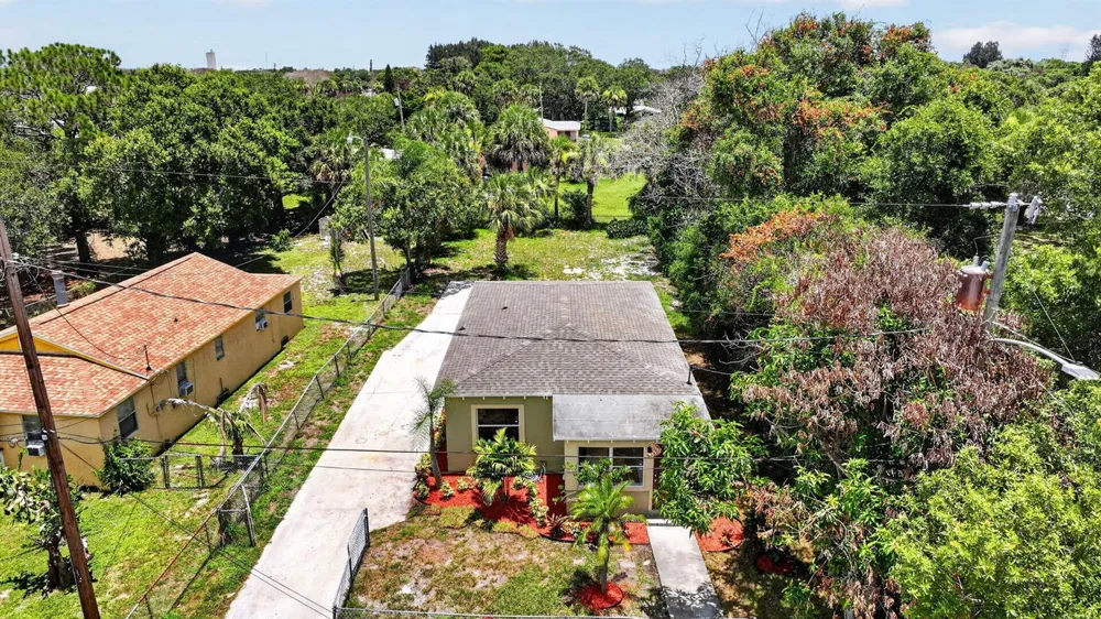 426 19th Street Fort Pierce, FL 34950