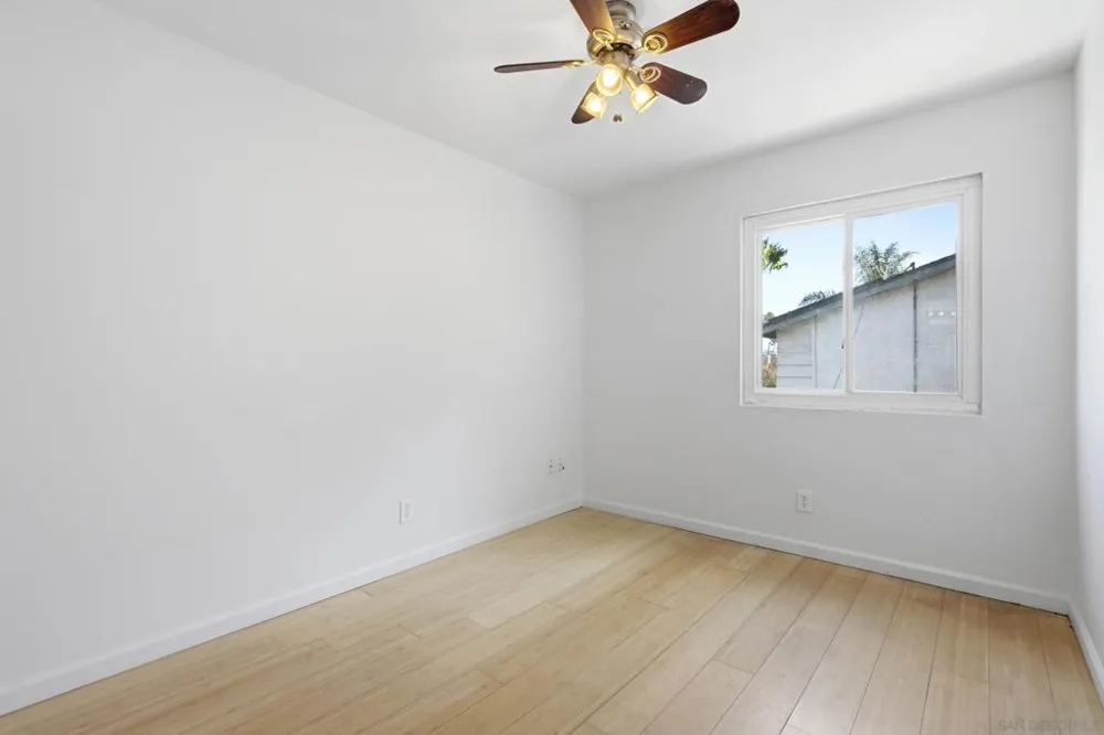 1880 Hanford Dr San Diego, CA 92111
