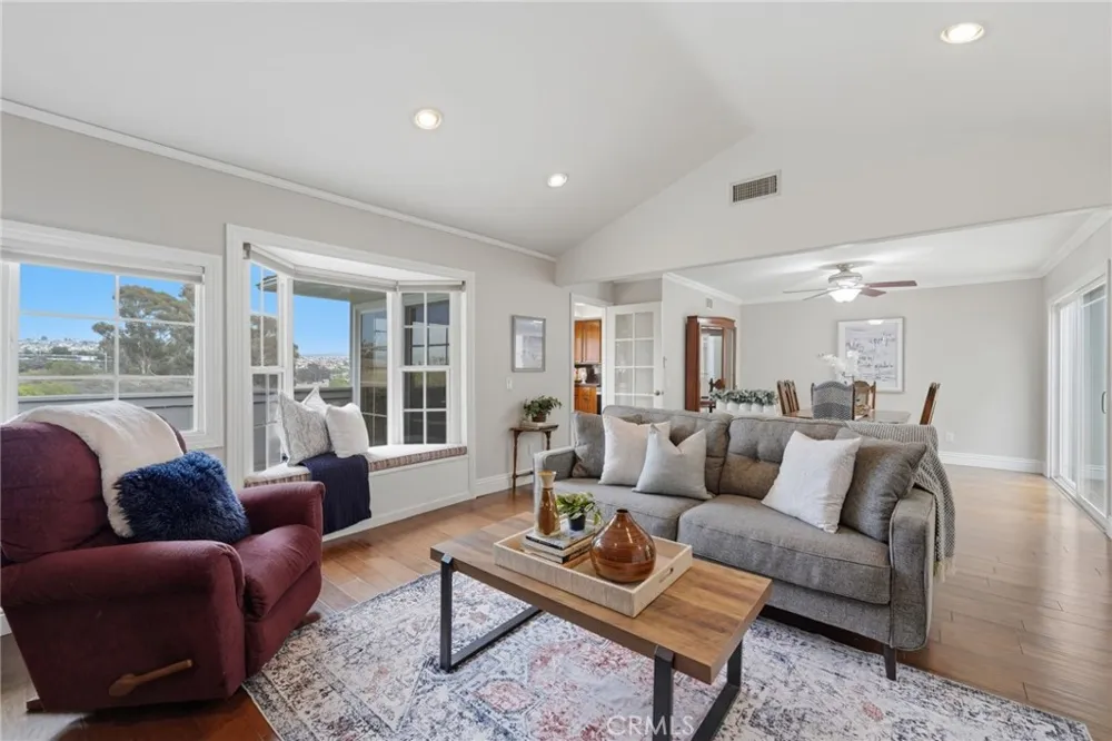 3501 Paseo Flamenco San Clemente, CA 92672