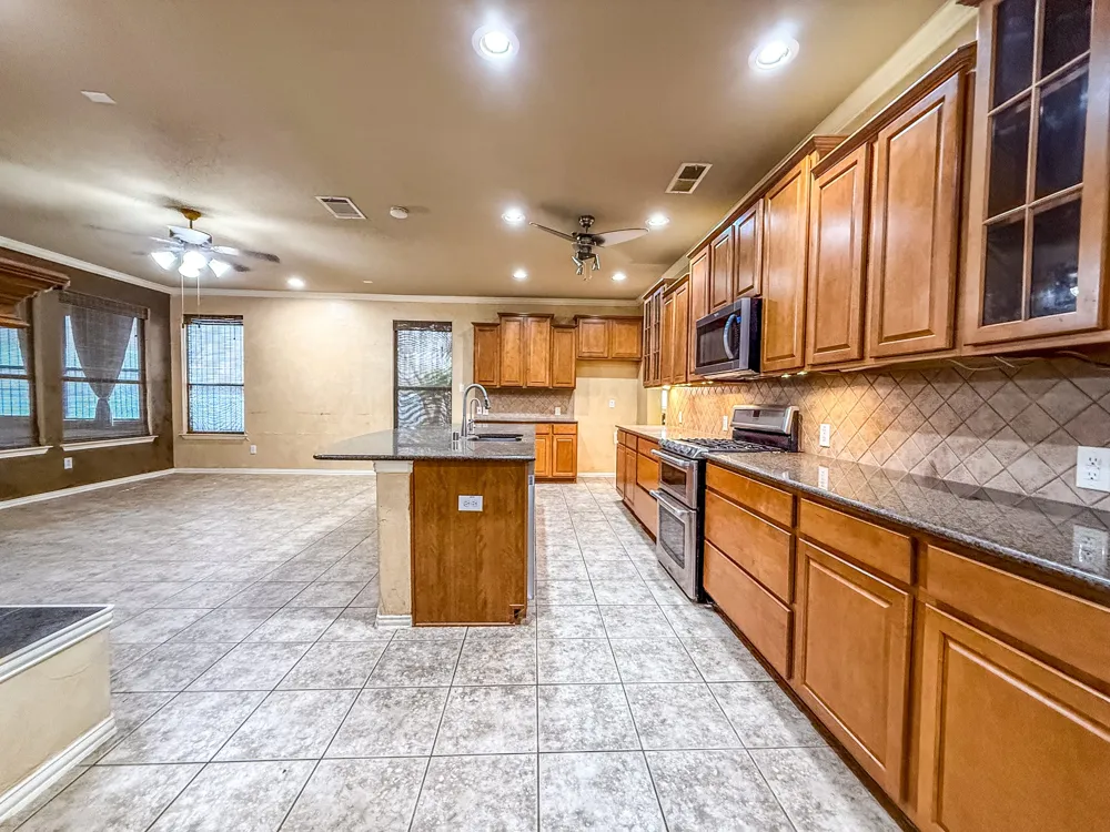 1528 Chestnut Drive Savannah, TX 76227