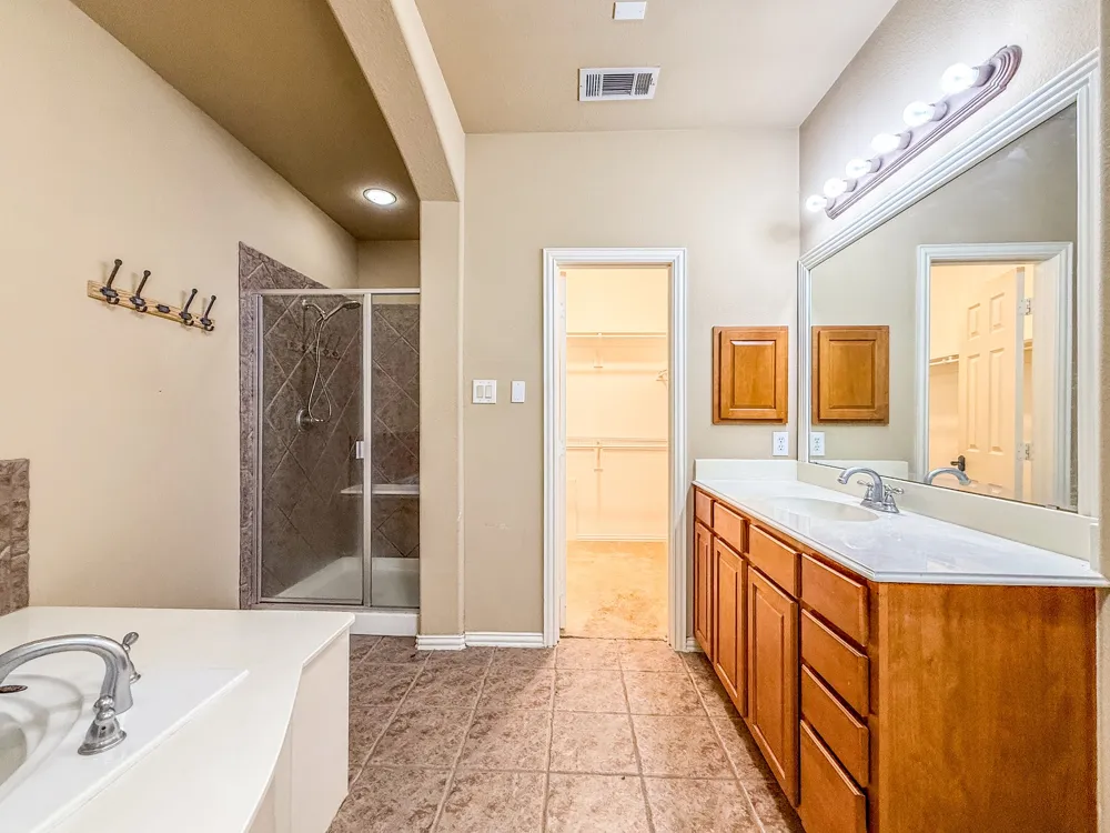1528 Chestnut Drive Savannah, TX 76227
