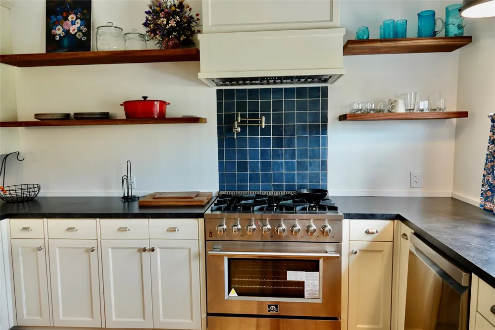801 Reynolds Street Goldthwaite, TX 76844