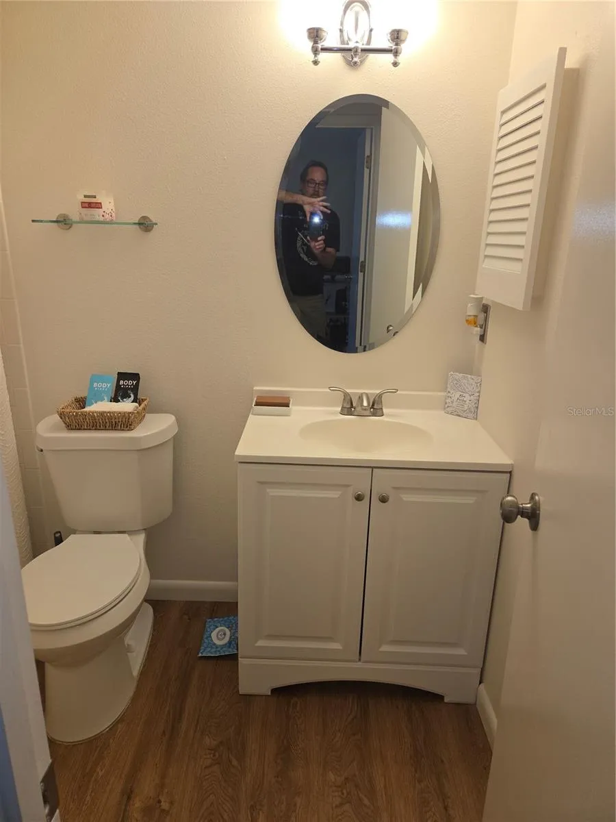 4416 SPICEWOOD DRIVE #J Bradenton, FL 34208