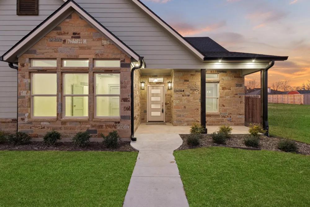 512 Bandera Drive Howe, TX 75459