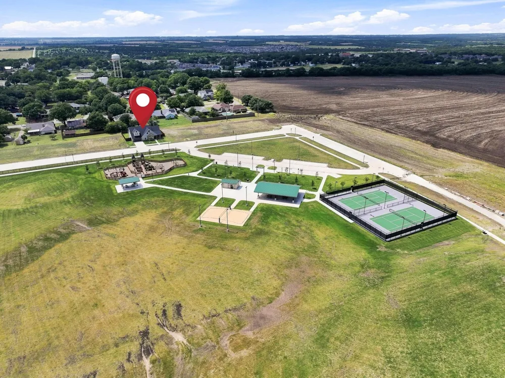 512 Bandera Drive Howe, TX 75459