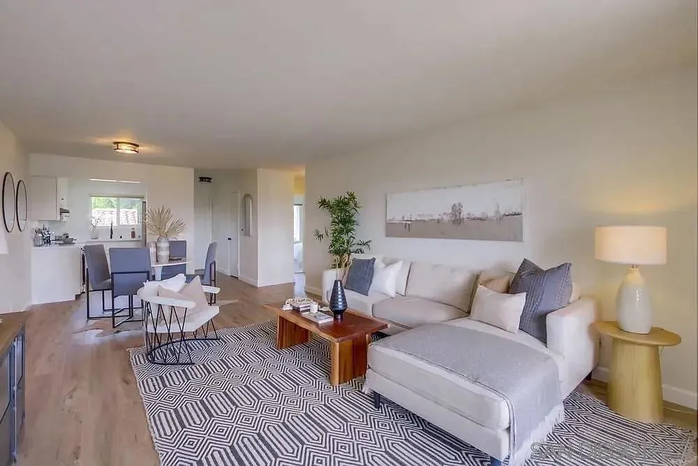 1874 Forestdale Encinitas, CA 92024