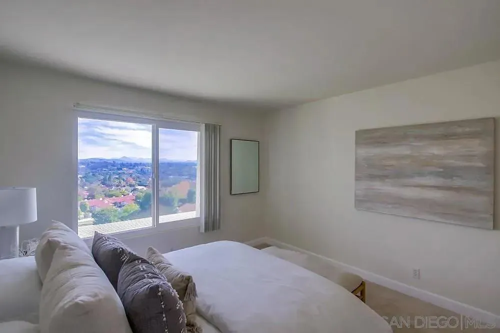 1874 Forestdale Encinitas, CA 92024