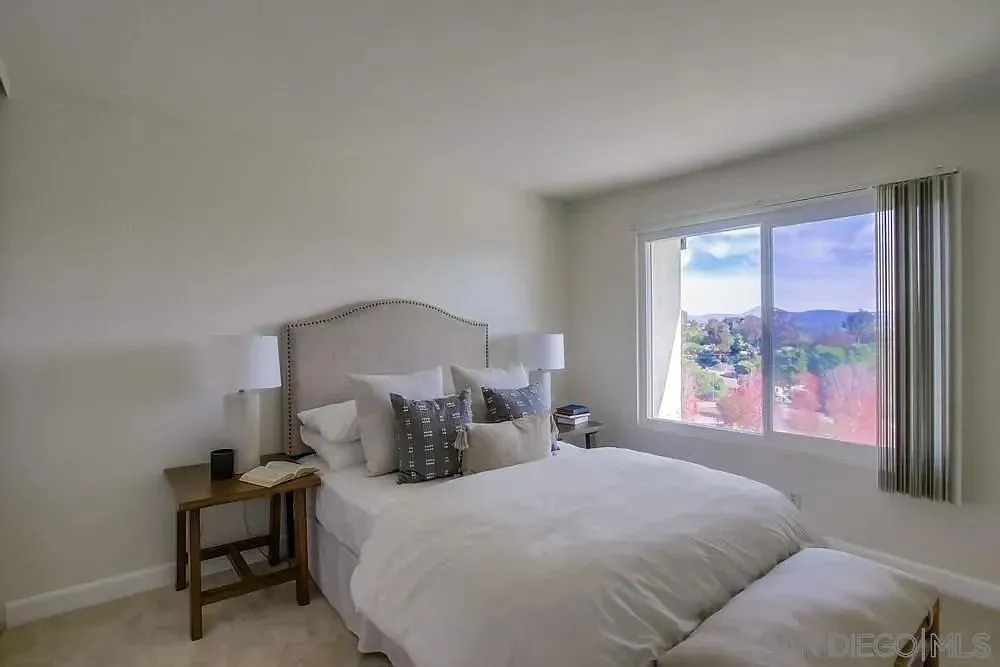 1874 Forestdale Encinitas, CA 92024
