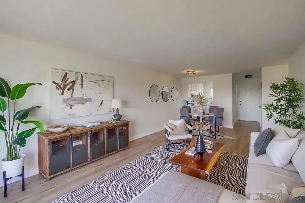 1874 Forestdale Encinitas, CA 92024