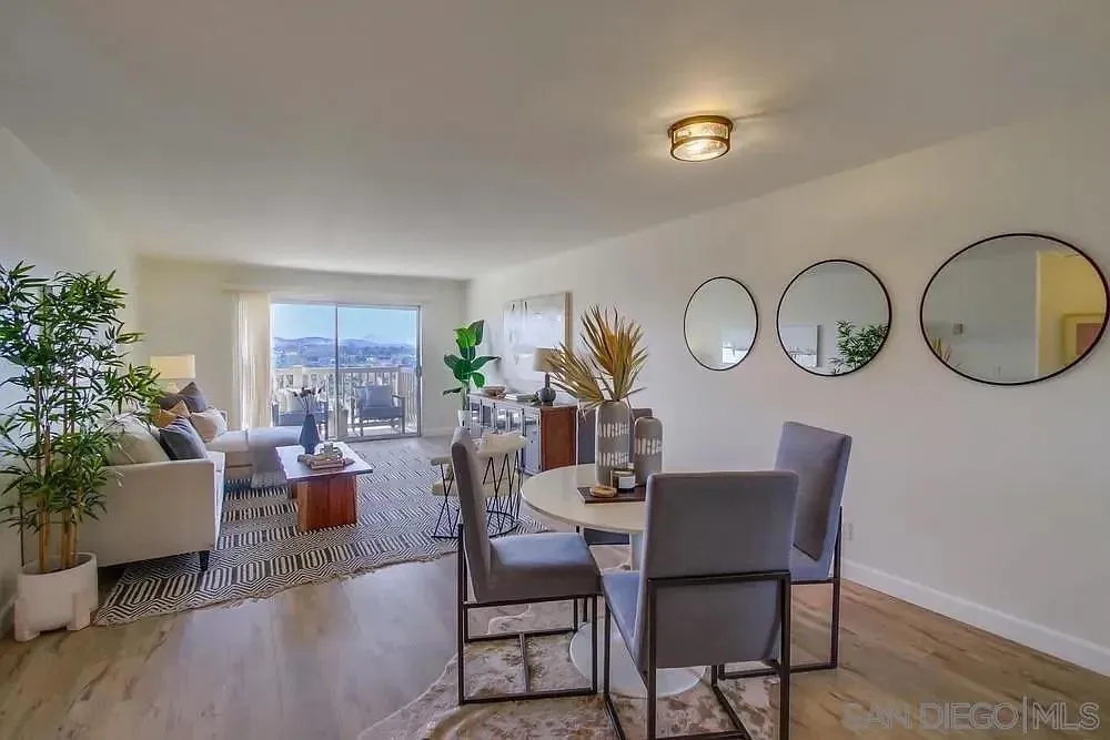 1874 Forestdale Encinitas, CA 92024