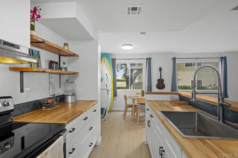 9851 Mission Viejo Ct #3 Santee, CA 92071