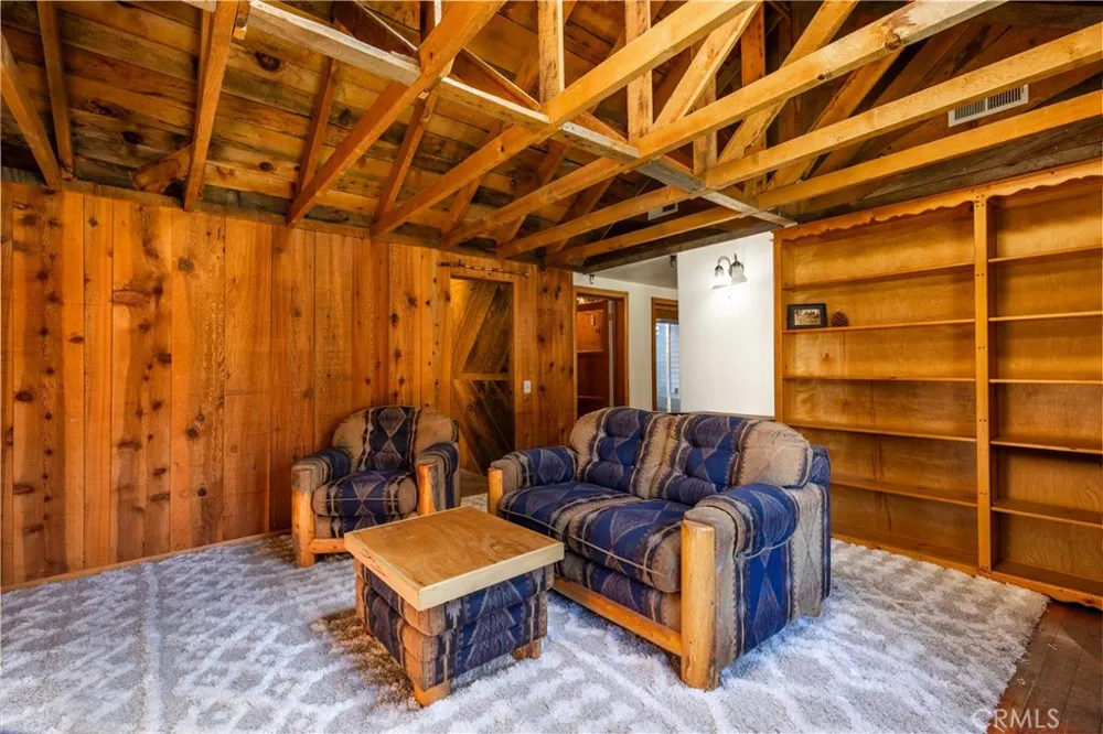 2030 Old Mammoth Mammoth Lakes, CA 93546