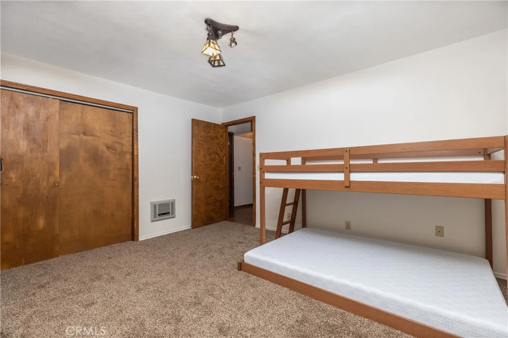 2030 Old Mammoth Mammoth Lakes, CA 93546