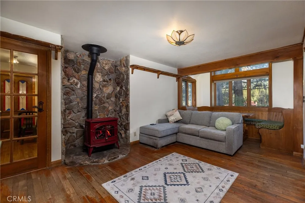 2030 Old Mammoth Mammoth Lakes, CA 93546