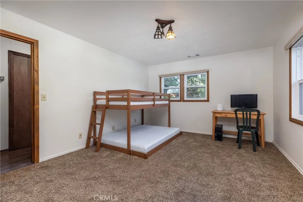 2030 Old Mammoth Mammoth Lakes, CA 93546