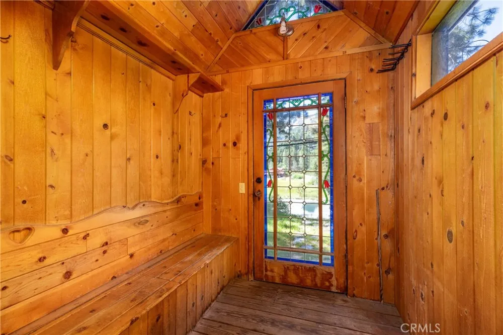 2030 Old Mammoth Mammoth Lakes, CA 93546