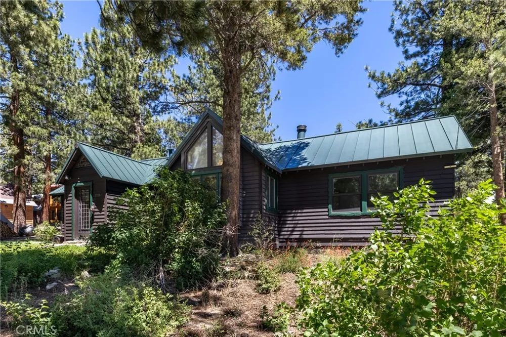2030 Old Mammoth Mammoth Lakes, CA 93546