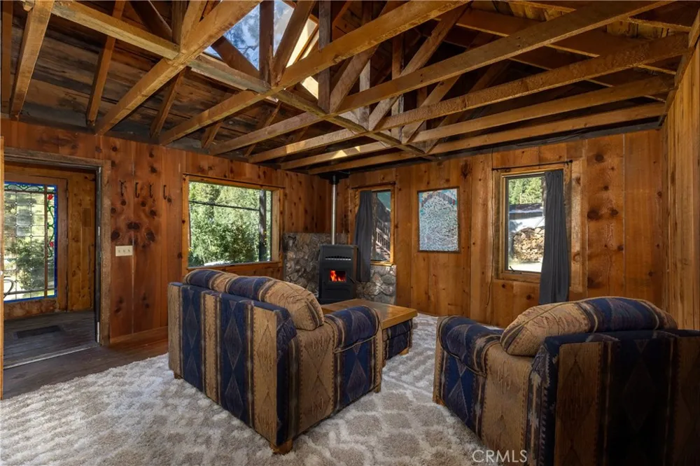 2030 Old Mammoth Mammoth Lakes, CA 93546