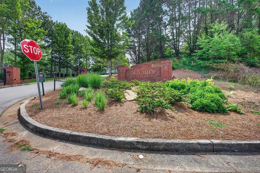 121 Mill Pond LN Calhoun, GA 30701