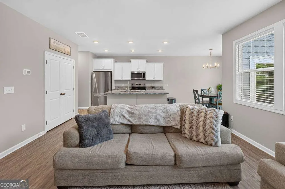 121 Mill Pond LN Calhoun, GA 30701