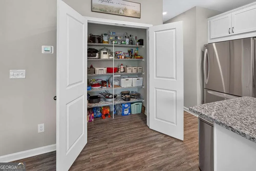 121 Mill Pond LN Calhoun, GA 30701