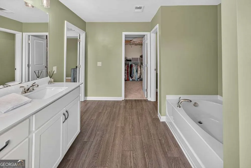 121 Mill Pond LN Calhoun, GA 30701