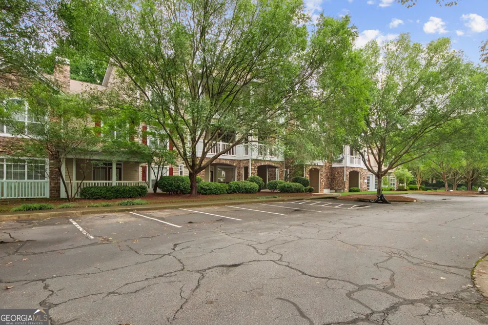 933 Sandringham DR Alpharetta, GA 30004