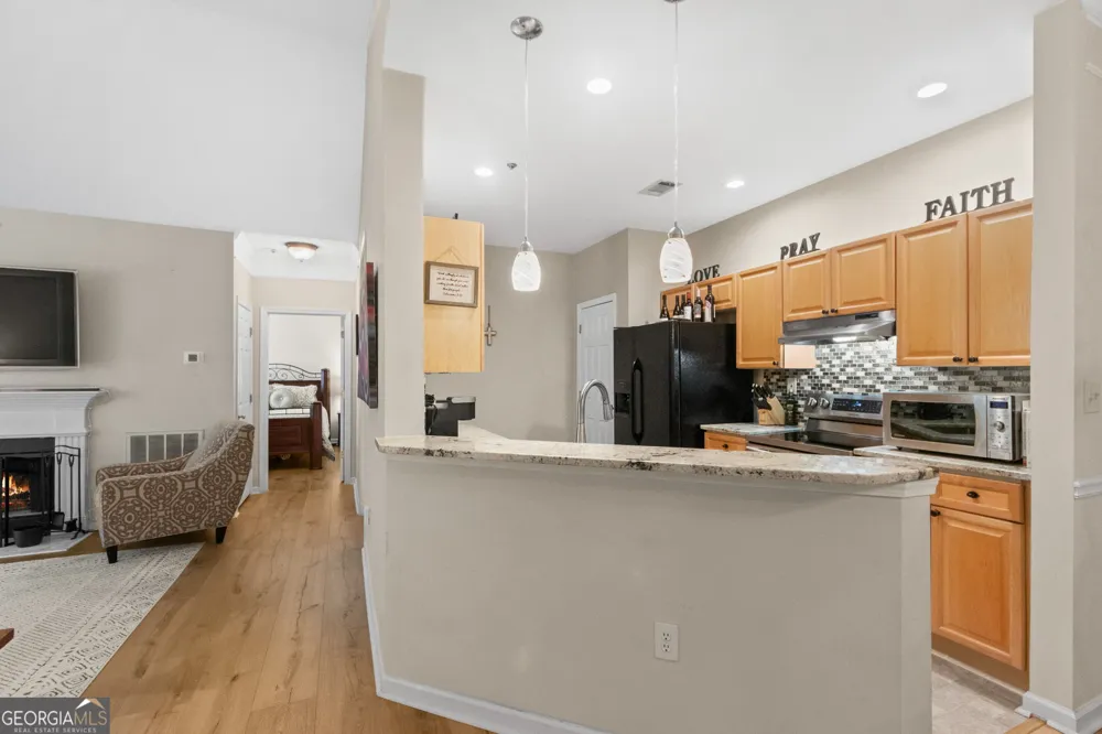 933 Sandringham DR Alpharetta, GA 30004