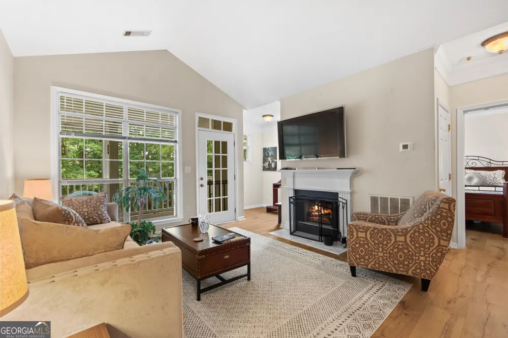 933 Sandringham DR Alpharetta, GA 30004