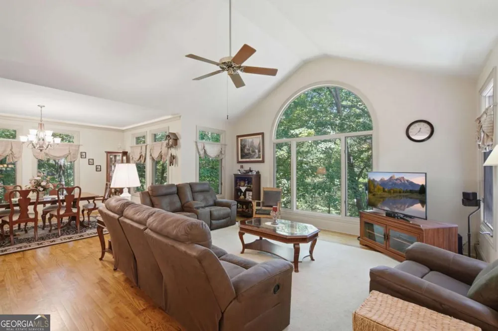532 Cherokee TRL Big Canoe, GA 30143
