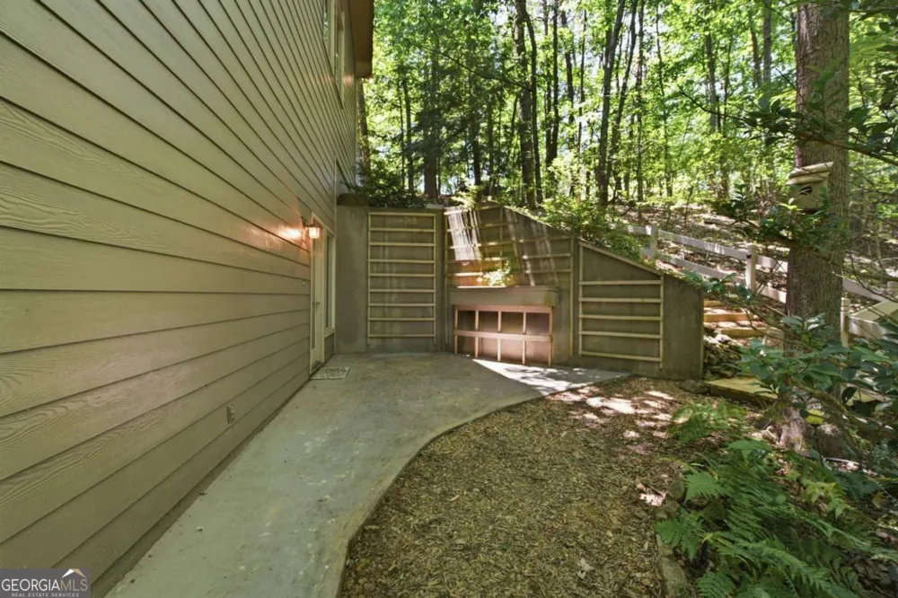 532 Cherokee TRL Big Canoe, GA 30143