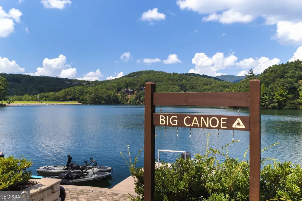 532 Cherokee TRL Big Canoe, GA 30143
