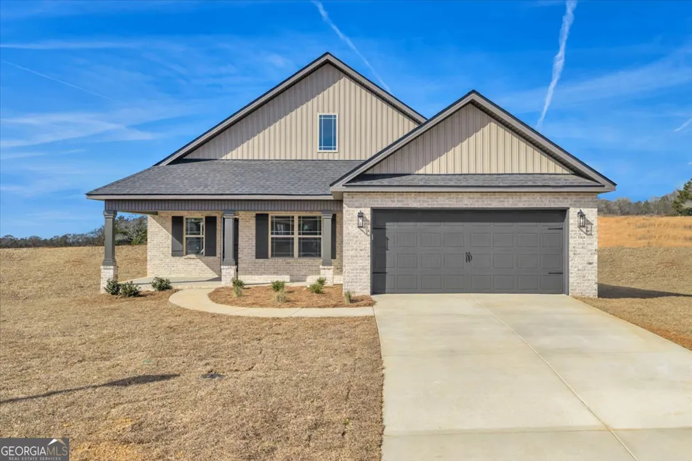 138 Early DR Byron, GA 31008