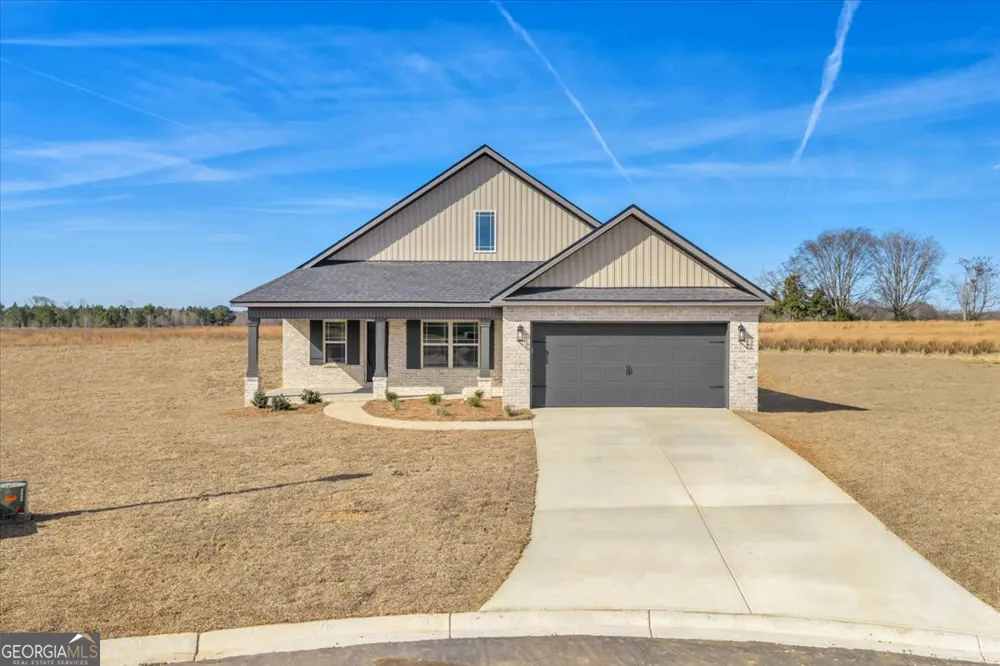 138 Early DR Byron, GA 31008